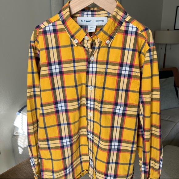 Old Navy Other - Boy’s Old Navy Yellow/blue/red Plaid Longsleeve Button Up Size M(8)